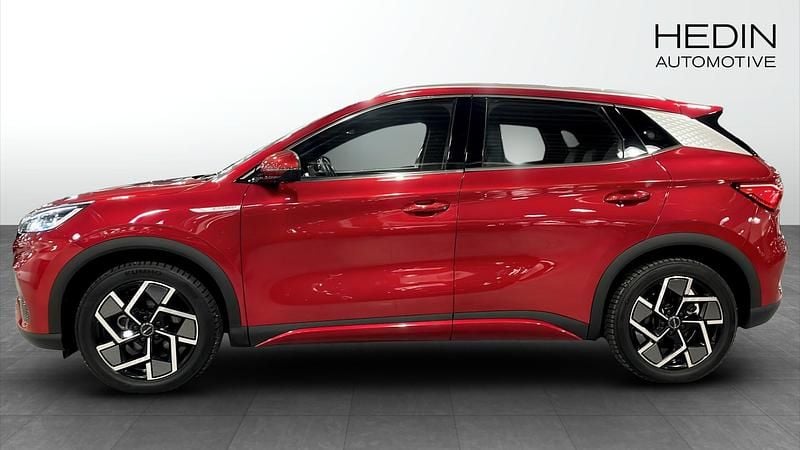Begagnad BYD Atto 3 150 kW (204 HK) 2022 Röd SUV
