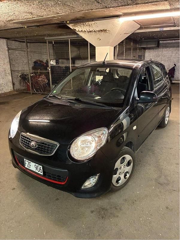 Svart Begagnad 2011 Kia Picanto EX Halvkombi | 30 000 kr (Marknadspris) - Bild 1/4