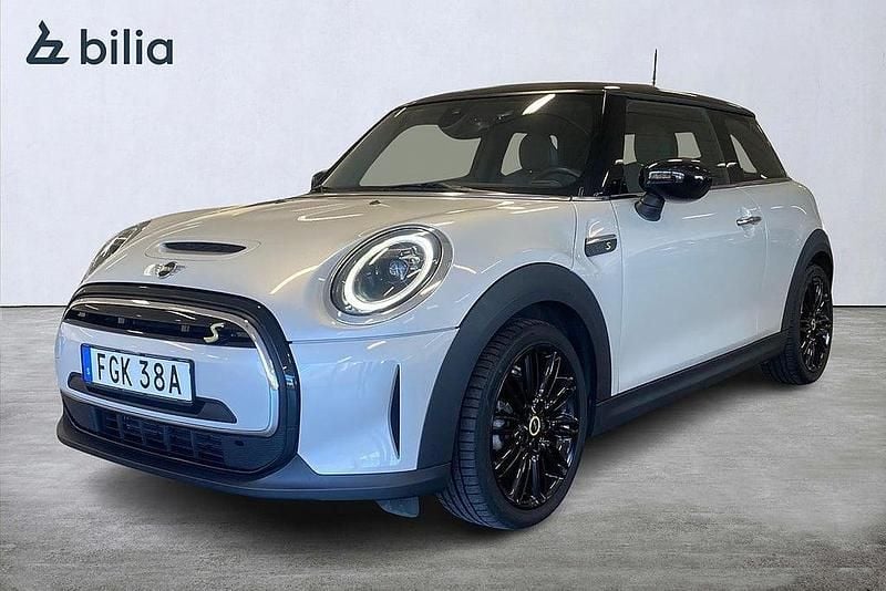 Silver Begagnad 2022 Mini Cooper SE Classic Halvkombi | 209 000 kr (Marknadspris) - Bild 1/4