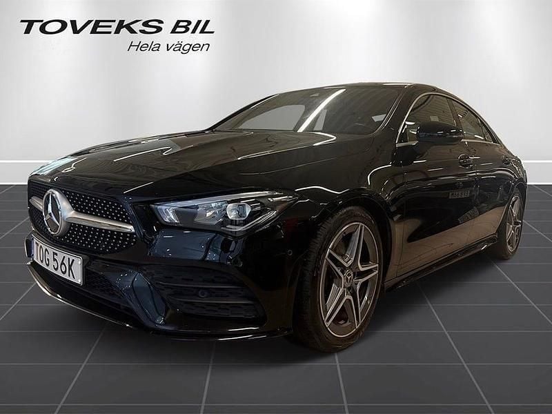 Svart Begagnad 2020 Mercedes CLA200 AMG Sportkupé | 329 000 kr (Marknadspris) - Bild 1/4