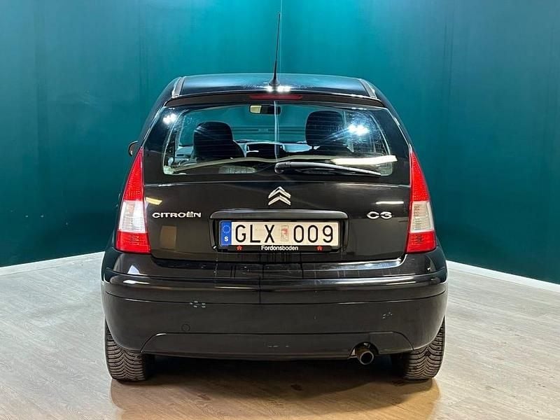 Begagnad Citroën C3 109 HK (80 kW) 2007 Svart Halvkombi