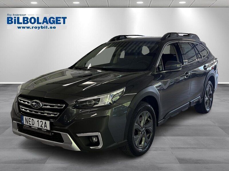Grå Begagnad 2022 Subaru Outback SUV | 389 900 kr (Marknadspris) - Bild 1/4