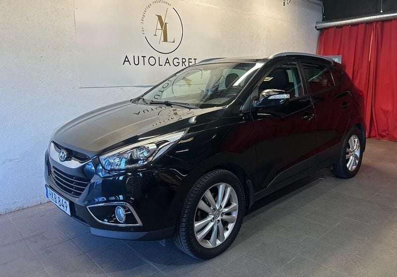 Svart Begagnad 2014 Hyundai ix35 Premium SUV | 139 900 kr (Marknadspris) - Bild 1/4