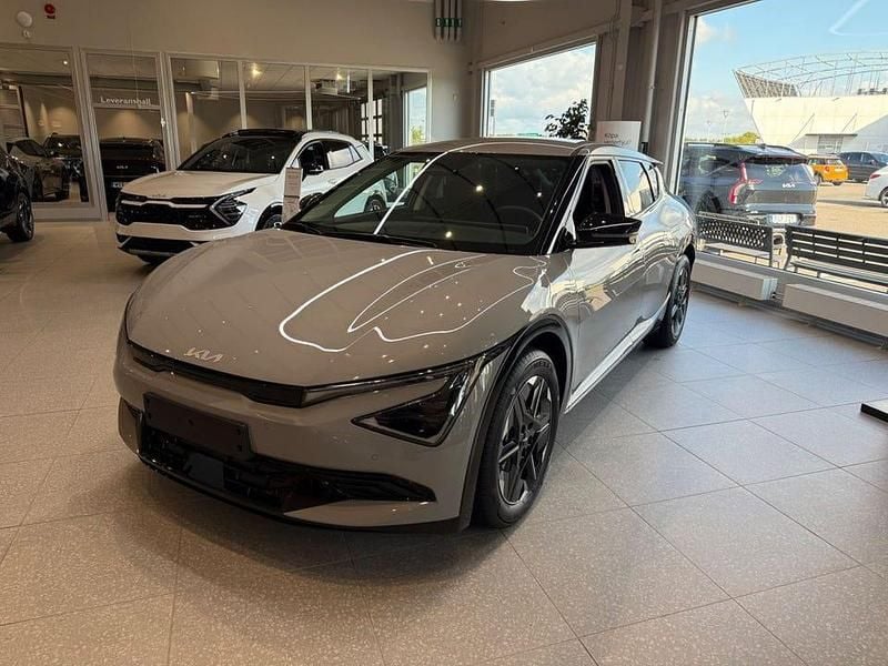 Wolf grey Ny 2025 Kia EV6 Plus SUV | 559 900 kr (Bra pris) - Bild 1/4