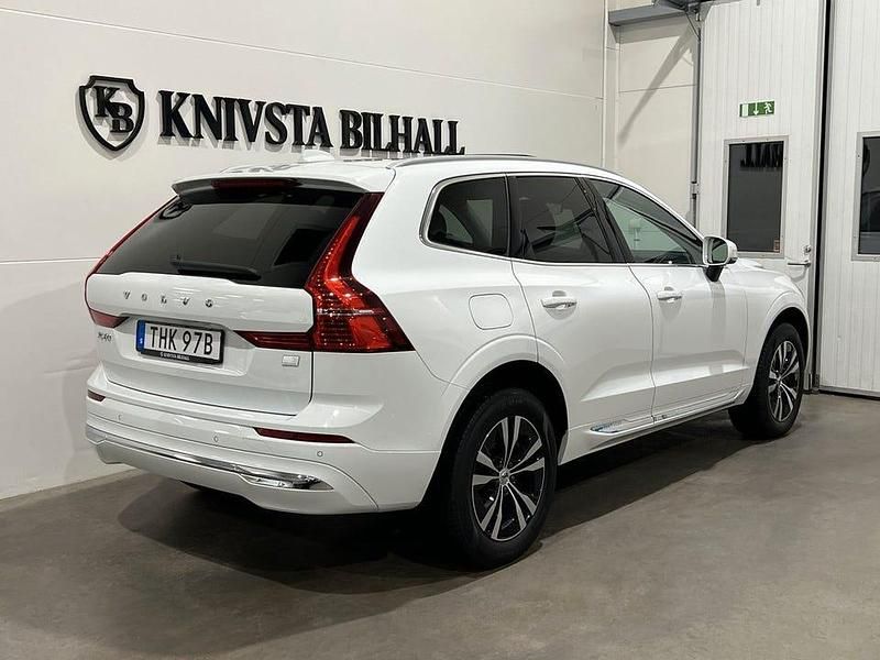 Begagnad Volvo XC60 Inscription 340 HK (250 kW) 2022 Vit SUV