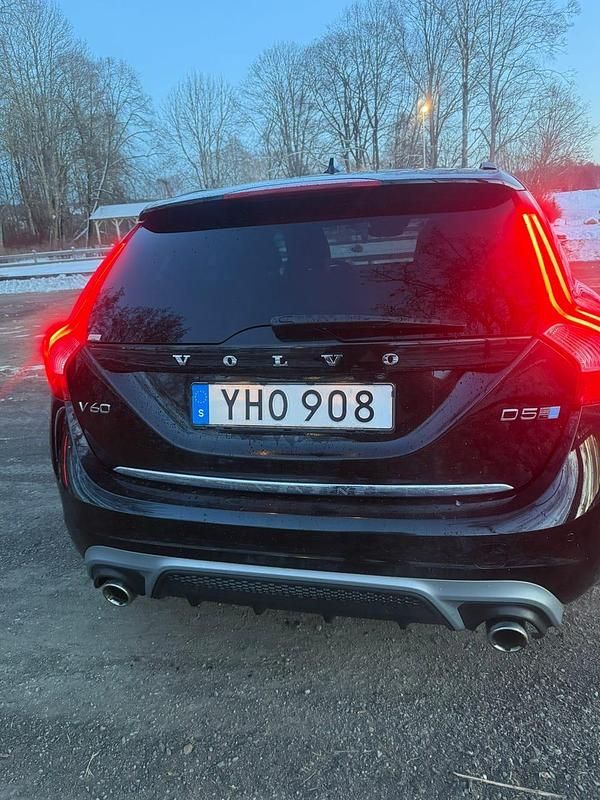 Begagnad Volvo V60 231 HK (169 kW) 2017 Kombi