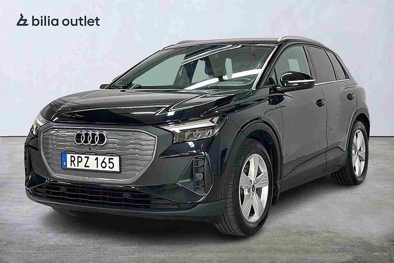 Svart Begagnad 2022 Audi Q4 e-tron SUV | 309 900 kr (Superpris) - Bild 1/1