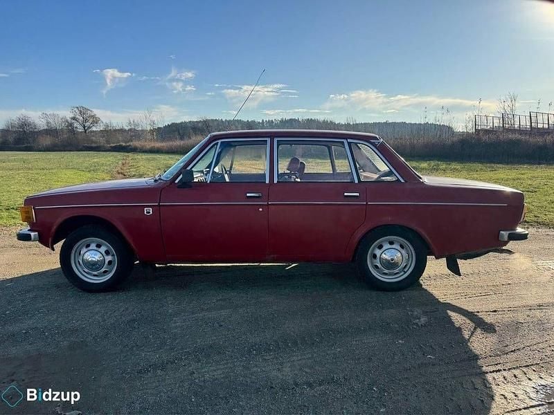 Begagnad Volvo 144 82 HK (60 kW) 1973 Röd Sedan