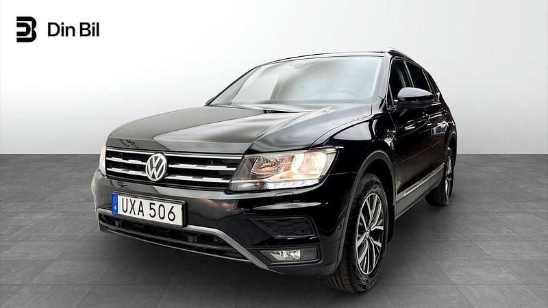 Svart Begagnad 2018 VW Tiguan Allspace Comfortline SUV | 284 900 kr (Bra pris) - Bild 1/4