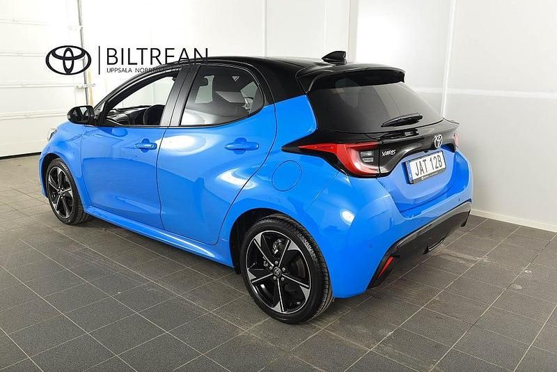 Begagnad Toyota Yaris Hybrid Edition 92 HK (67 kW) 2024 Blå Halvkombi