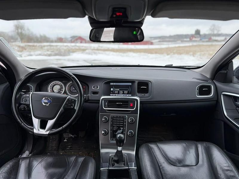 Begagnad Volvo S60 115 HK (84 kW) 2012 Sedan