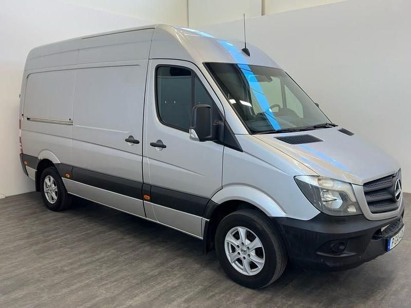 Silver Begagnad 2017 Mercedes 316 Van | 169 000 kr (Superpris) - Bild 1/4