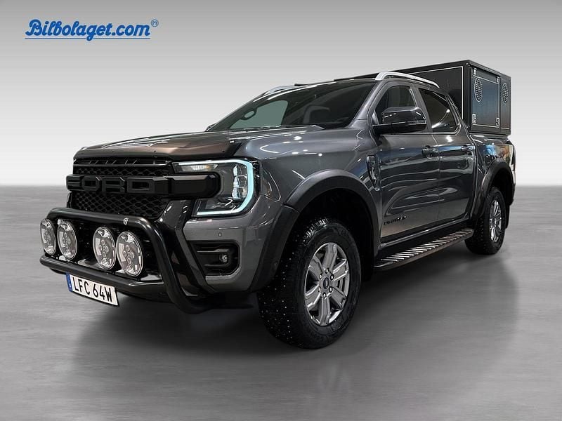 Grå Begagnad 2025 Ford Ranger Wildtrack Pickup | 1 099 000 kr - Bild 1/4