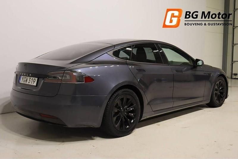 Begagnad Tesla Model S 386 kW (525 HK) 2017 Grå Halvkombi