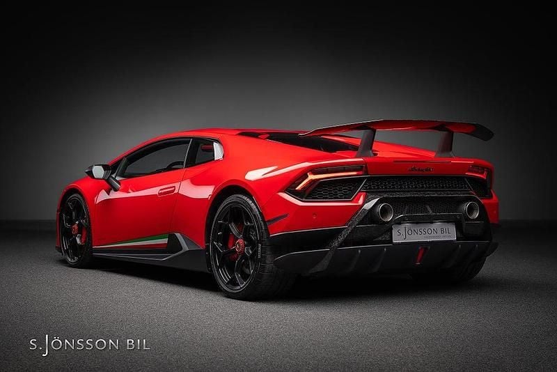 Begagnad Lamborghini Huracán 640 HK (470 kW) 2018