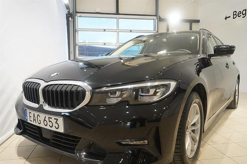Begagnad BMW 320 Sport Line 190 HK (139 kW) 2020 Svart Kombi