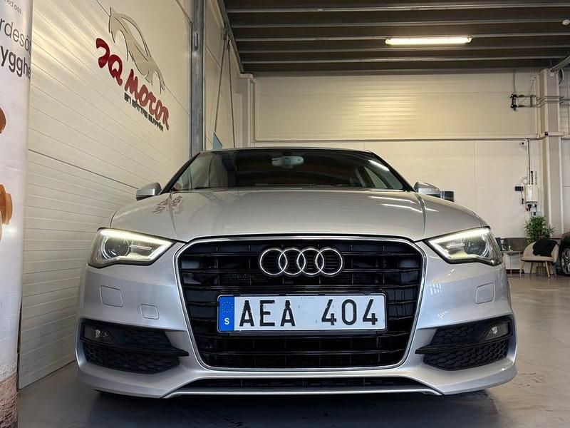 Begagnad Audi A3 Ambition 150 HK (110 kW) 2013 Silver Sedan