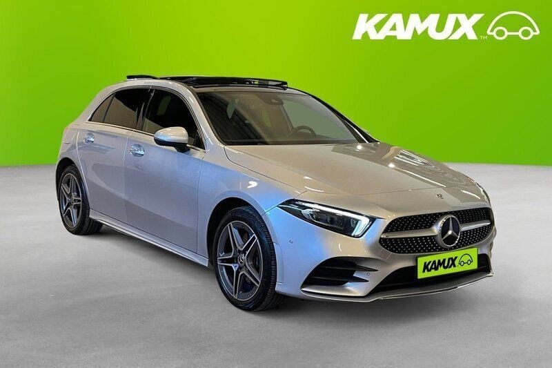 Silver (grå) Begagnad 2021 Mercedes A250 AMG line Halvkombi | 304 900 kr (Marknadspris) - Bild 1/4
