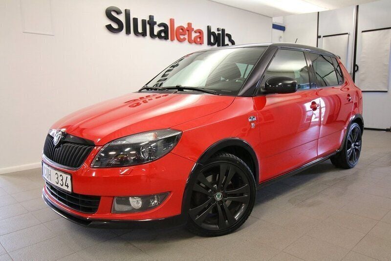 Röd Begagnad 2012 Skoda Fabia Monte Carlo Halvkombi | 78 900 kr (Dyr) - Bild 1/4