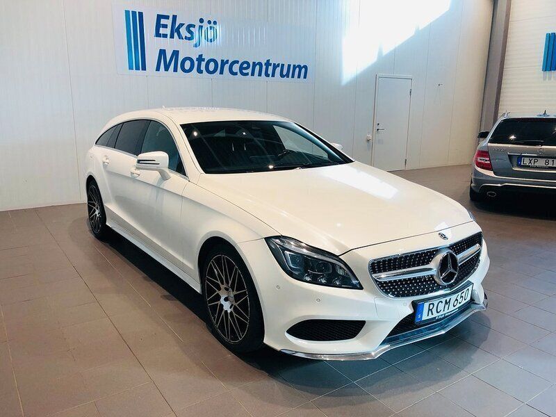 Vit (vit metallic) Begagnad 2017 Mercedes CLS350 Shooting Brake AMG Kombi | 234 900 kr (Dyr) - Bild 1/4