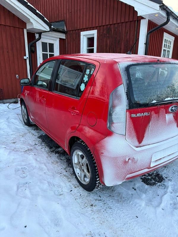 Begagnad Subaru Justy 69 HK (50 kW) 2008 Halvkombi