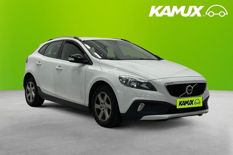 Vit Begagnad 2017 Volvo V40 CC Kombi | 194 800 kr (Bra pris) - Bild 1/3