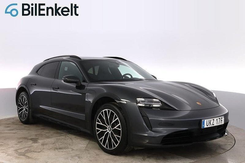 Mörkgrå Begagnad 2021 Porsche Taycan Cross Turismo Sedan | 699 900 kr - Bild 1/4