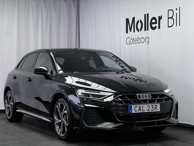 Mytsvart metallic Begagnad 2025 Audi A3 S-Line | 329 900 kr (Dyr) - Bild 1/4
