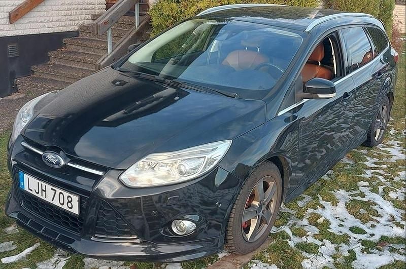Begagnad 2013 Ford Focus Kombi | 54 000 kr (Dyr) - Bild 1/4