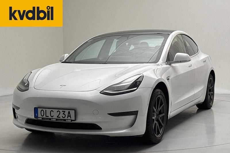 Begagnad Tesla Model 3 Long Range AWD 366 kW (498 HK) 2020 Vit Sedan