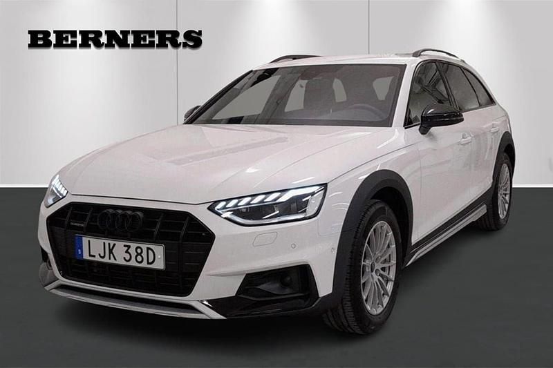 Vit Begagnad 2024 Audi A4 Allroad Comfort Kombi | 449 900 kr (Lite dyr) - Bild 1/4