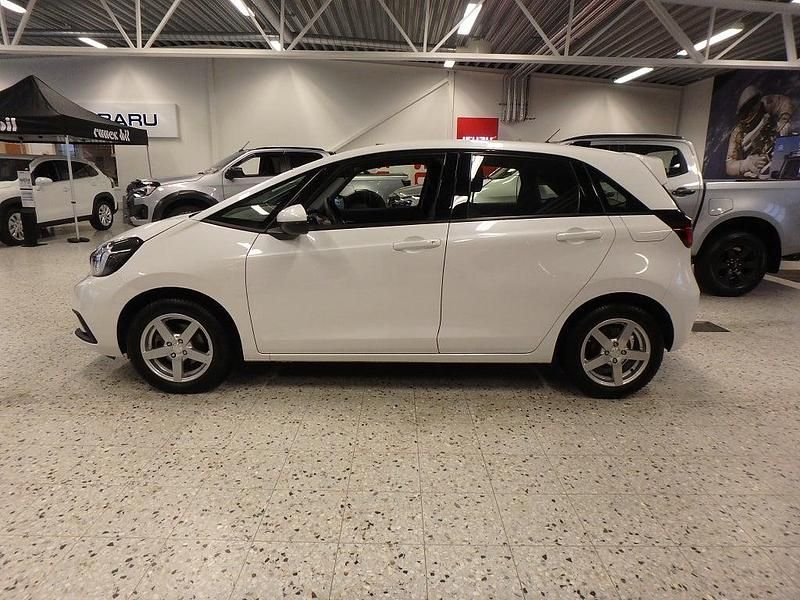 Begagnad Honda Jazz Elegance 109 HK (80 kW) 2020 Vit Halvkombi