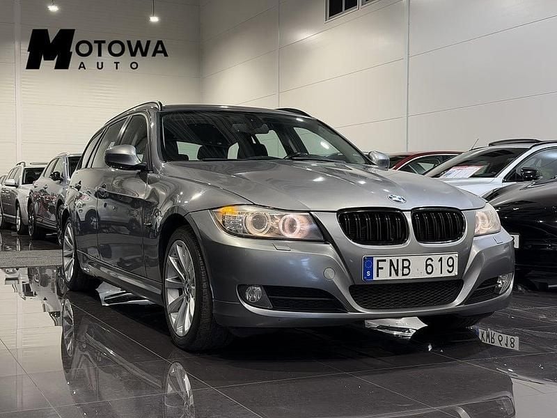 Begagnad BMW 320 184 HK (135 kW) 2012 Grå Kombi