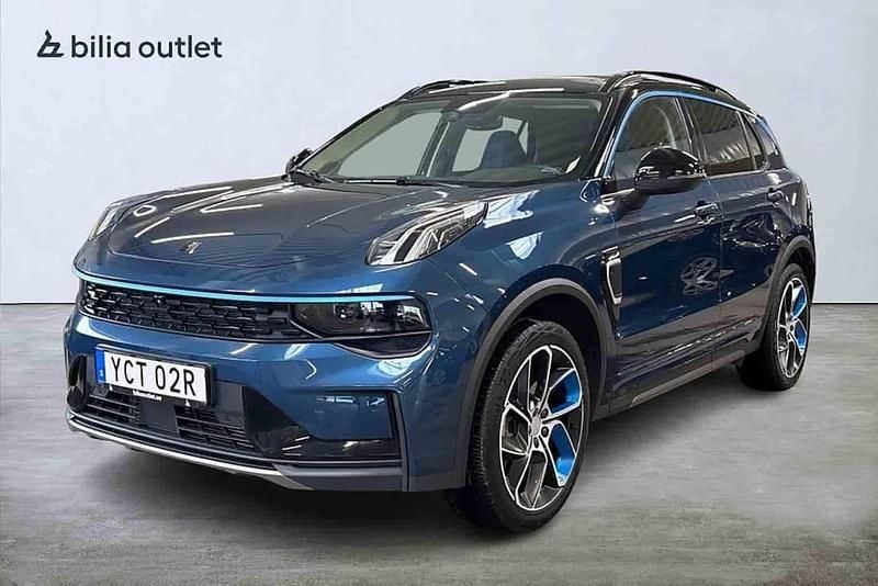 Blå Begagnad 2022 Lynk & Co 01 SUV | 259 900 kr (Marknadspris) - Bild 1/1