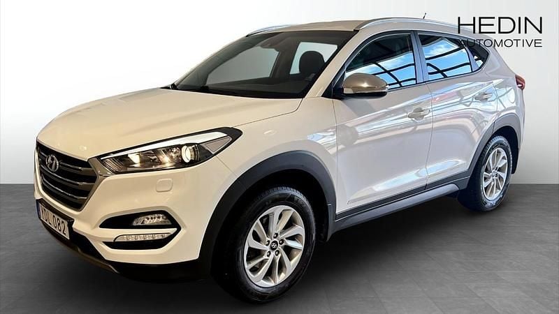Vit (white) Begagnad 2016 Hyundai Tucson SUV | 140 000 kr (Marknadspris) - Bild 1/4