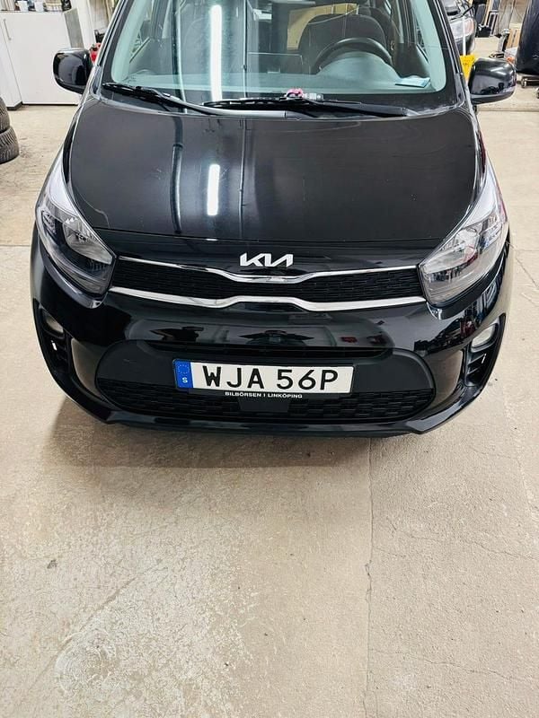 Begagnad 2023 Kia Picanto Halvkombi | 135 000 kr (Superpris) - Bild 1/4