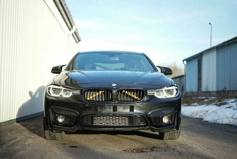 Svart Begagnad 2017 BMW 320 M Sport Sedan | 275 000 kr (Lite dyr) - Bild 1/4