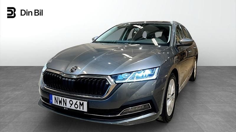 Begagnad Skoda Octavia Style 150 HK (110 kW) 2024 Grå Kombi