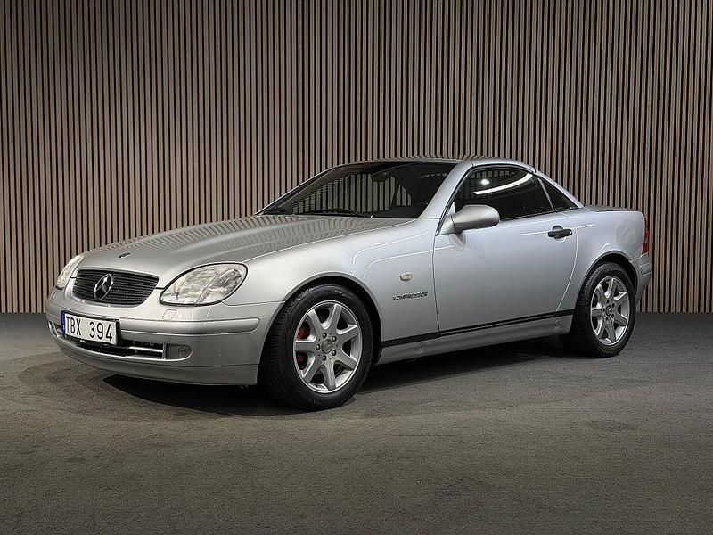 Silver Begagnad 1999 Mercedes SLK230 Cab | 89 400 kr - Bild 1/4