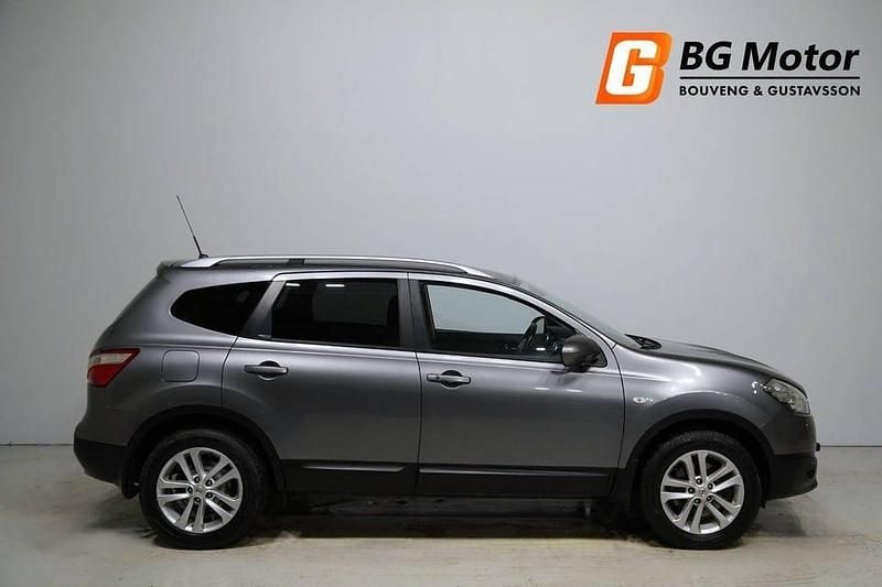 Begagnad Nissan Qashqai +2 131 HK (96 kW) 2012 Grå SUV