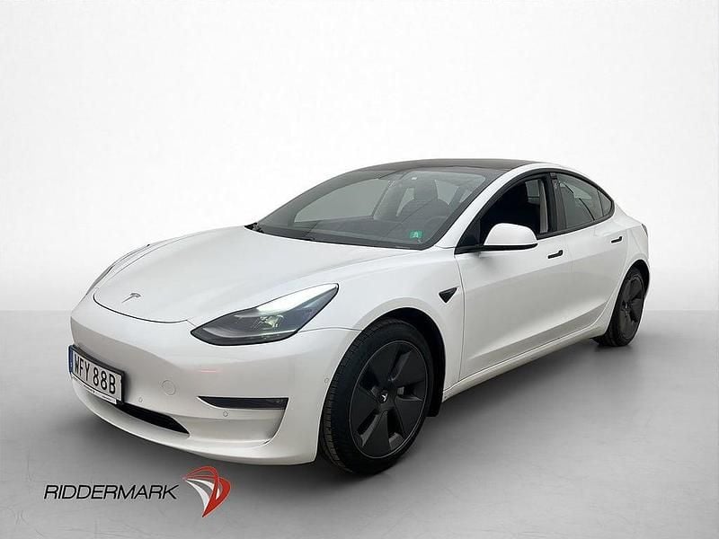 Begagnad Tesla Model 3 Long Range AWD 366 kW (498 HK) 2021 Vit Sedan