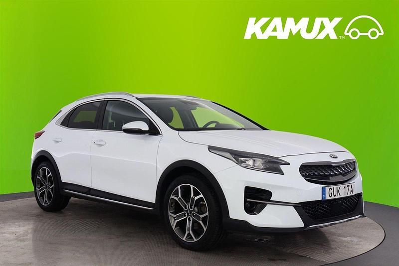 Vit Begagnad 2021 Kia XCeed Advance SUV | 211 800 kr (Marknadspris) - Bild 1/3
