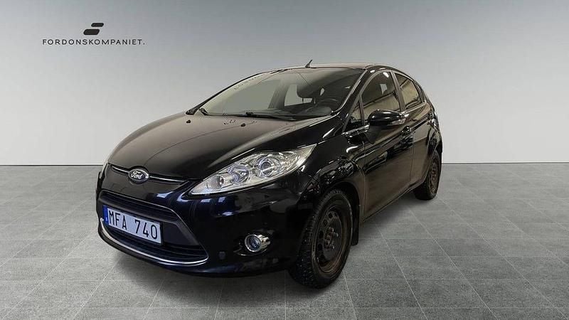 Begagnad Ford Fiesta 82 HK (60 kW) 2011 Svart Halvkombi