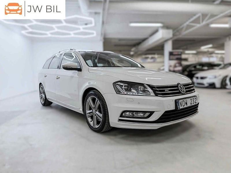Vit Begagnad 2012 VW Passat GT Kombi | 114 900 kr (Lite dyr) - Bild 1/4