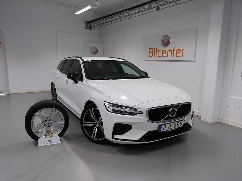 Vit Begagnad 2020 Volvo V60 R-Design Kombi | 309 900 kr (Marknadspris) - Bild 1/3