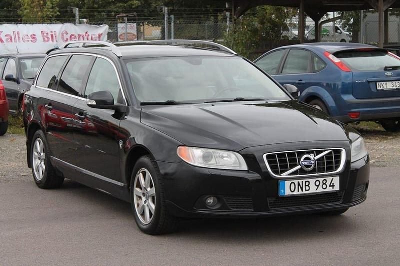 Svart Begagnad 2011 Volvo V70 Summum Kombi | 55 000 kr (Bra pris) - Bild 1/4