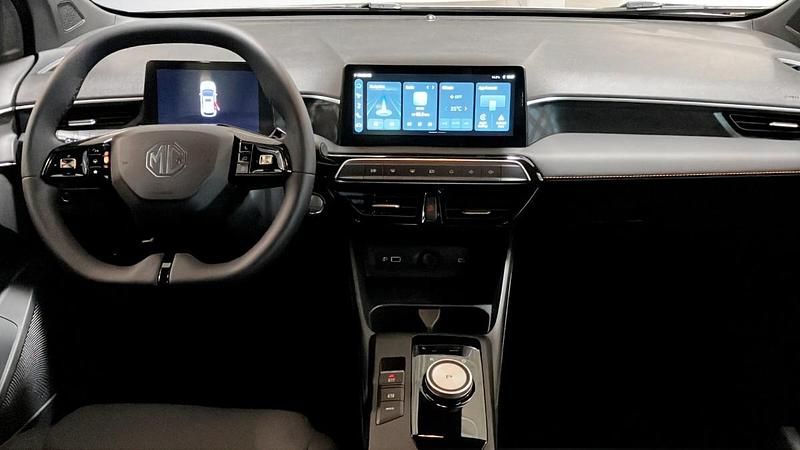 Begagnad MG MG3 Luxury 190 HK (139 kW) 2024 Vit Halvkombi