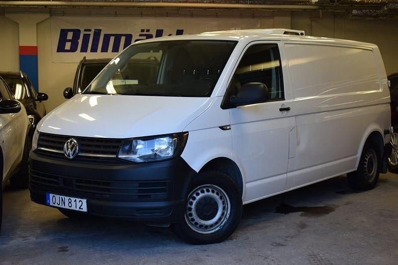 Vit Begagnad 2017 VW T6 Van | 129 000 kr (Bra pris) - Bild 1/4