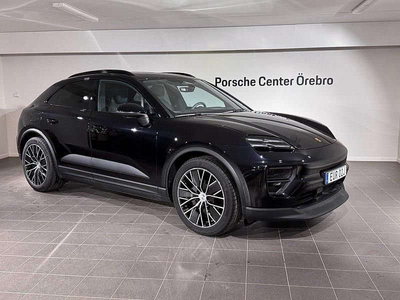 Svart Ny 2024 Porsche Macan SUV | 1 154 100 kr (Dyr) - Bild 1/4