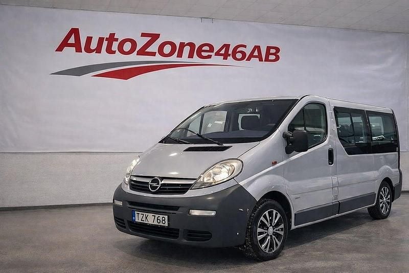 Grå Begagnad 2003 Opel Vivaro Minibuss | 63 000 kr - Bild 1/4
